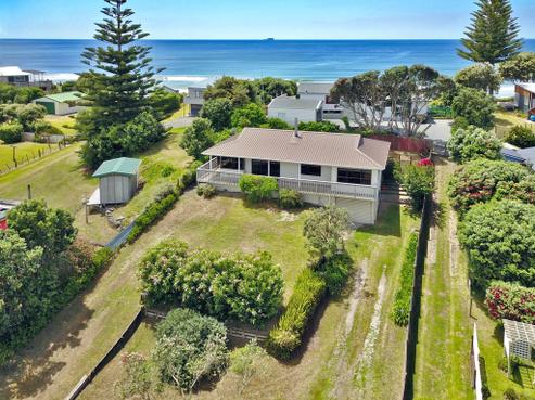 633 Pukehina Parade, Pukehina
