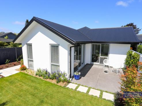 2 Brackendale Place, Burnside