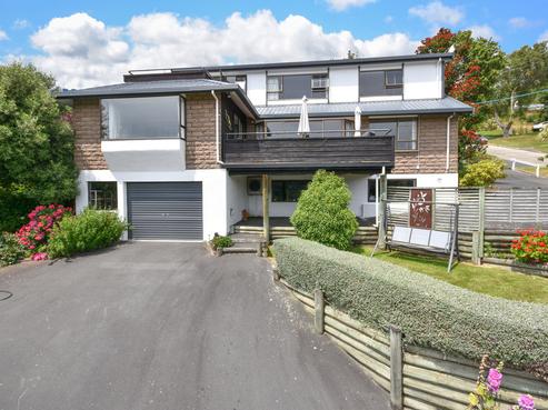 19 Dalmeny Street, North East Valley