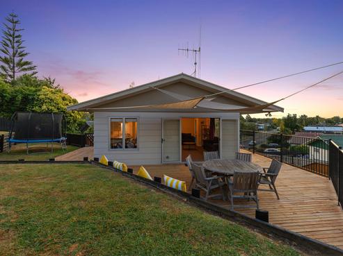 25 Cypress Crescent, Pukete
