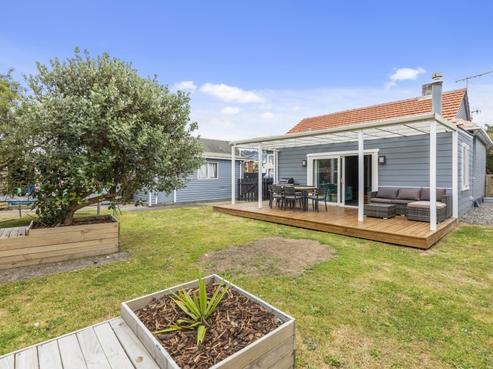 25 Milne Crescent, Taita