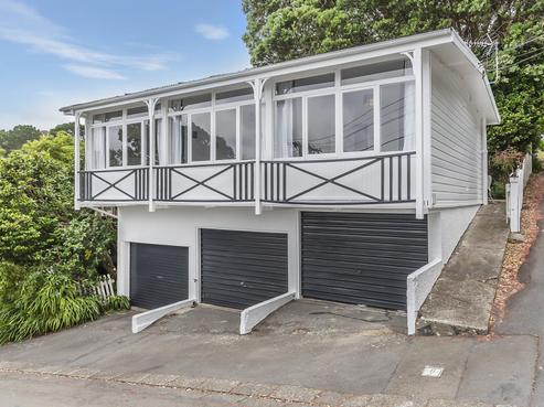 31D Patanga Crescent, Thorndon