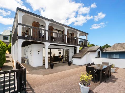 24 Addison Drive, Glendene