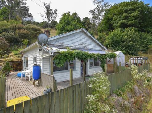 1 Ocean View Road, Ravensbourne