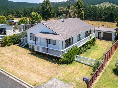 144 Bambury Place, Onemana