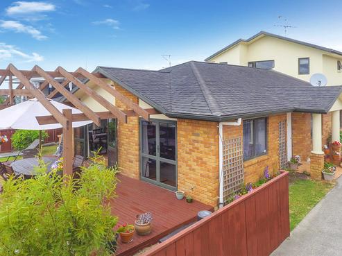 519 Whangaparaoa Road, Stanmore Bay