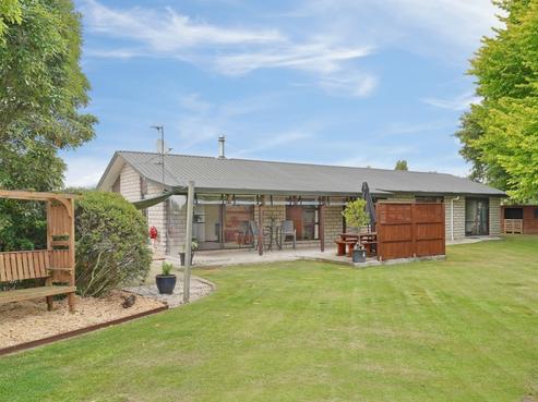 9 Bowie Drive, Woodend
