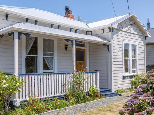106 Fox Street, Featherston