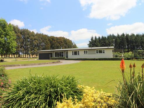 120 Te Rakehou Road, Feilding