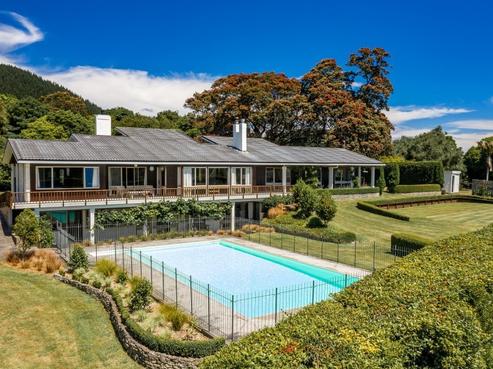 137 Main Road North, Otaihanga