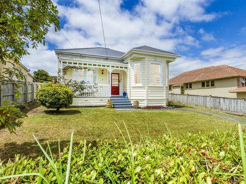15 Kawerau Avenue, Devonport
