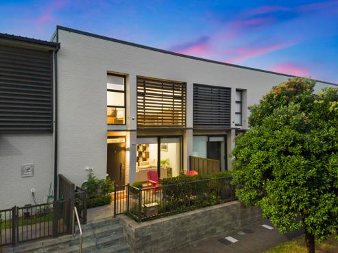 33A Bluegrey Avenue, Stonefields