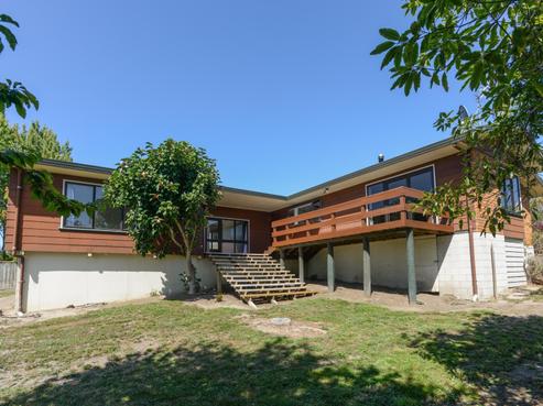35 Domain Road, Waipawa
