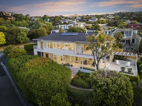 74 Soleares Avenue, Mount Pleasant