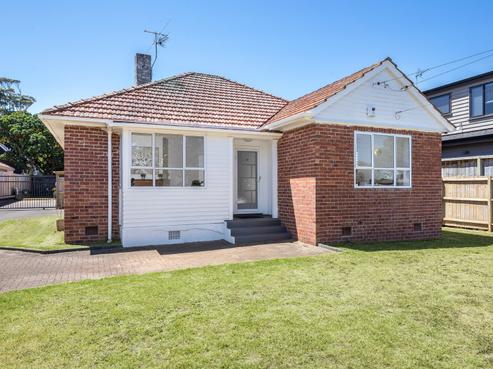 26 Queensway, Three Kings