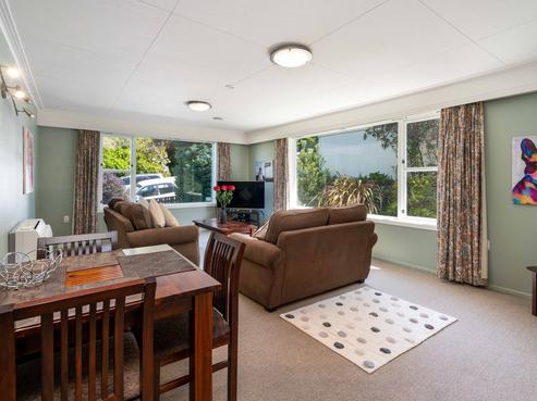 17A Bruce Street, Roslyn