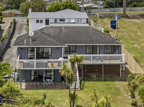 2/7 Arran Road, Browns Bay