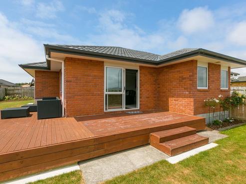 15 Jules Crescent, Bell Block