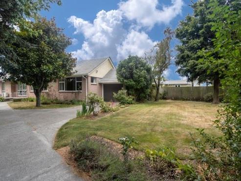 214 Yaldhurst Road, Avonhead