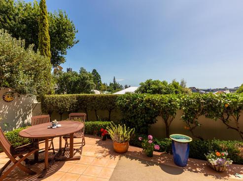 6/27 Shelbourne Street, Nelson City