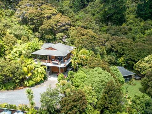 30 Adams Road, Thornton Bay