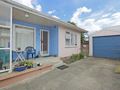 1/303 Nelson Street South, Hastings