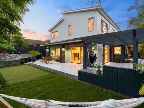 16 Dove Place, Schnapper Rock
