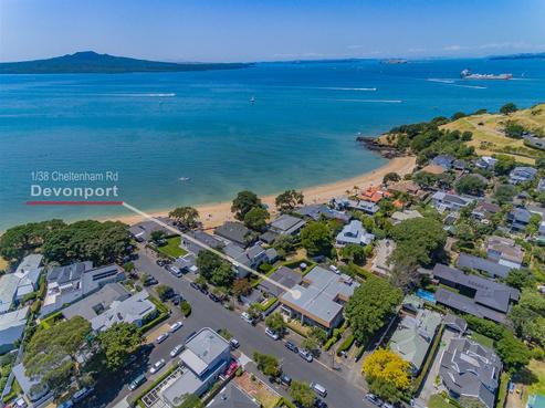 1/38 Cheltenham Road, Devonport