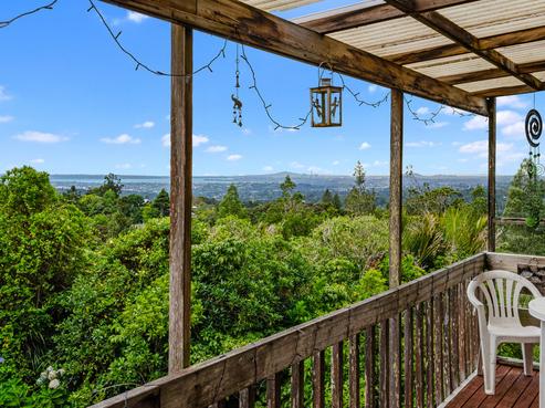 31B Bush Road, Waiatarua