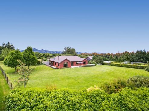 40 Tirohanga Road, North Taieri