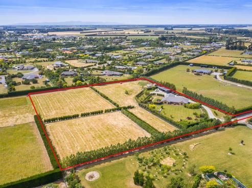 13B Mulholland Drive, Darfield
