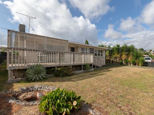 17 Manapouri Place, Glenview