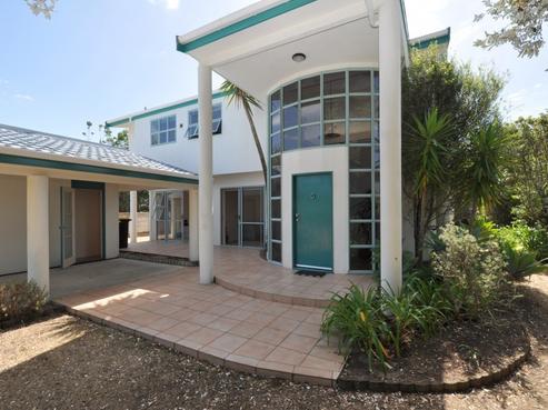 16 Dunlop Drive, Pauanui