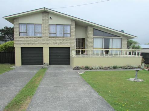 28 Domett Esplanade, Cobden