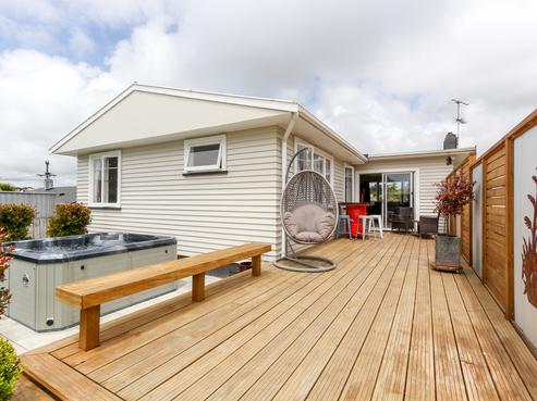152 Pembroke Street, Westown
