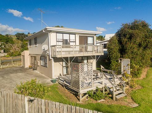 2 Waianga Place, Omapere