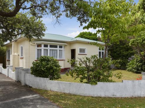 9 Beaumont Avenue, Alicetown