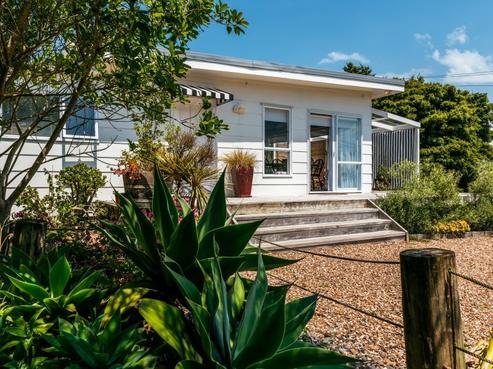 20 Kennedy Road, Surfdale