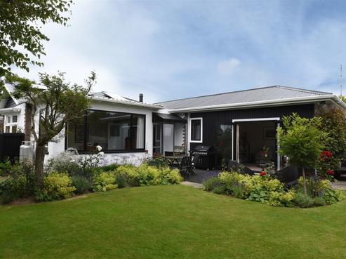 16 Chapman Street, Richmond