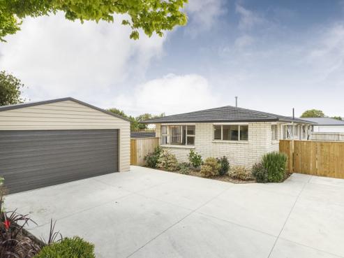 23A John F Kennedy Drive, Milson