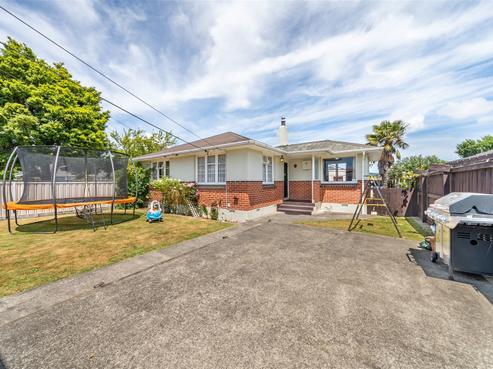 12 Bristol Street, Trentham