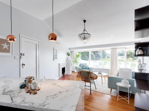 5 Waerenga Road, Days Bay