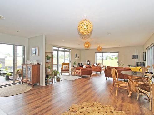 68 Snodgrass Road, Westport