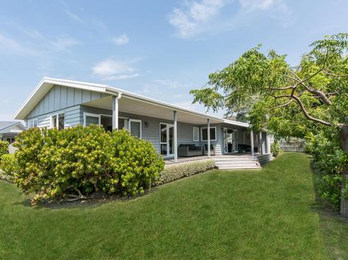 24 Airini Road, Waimarama
