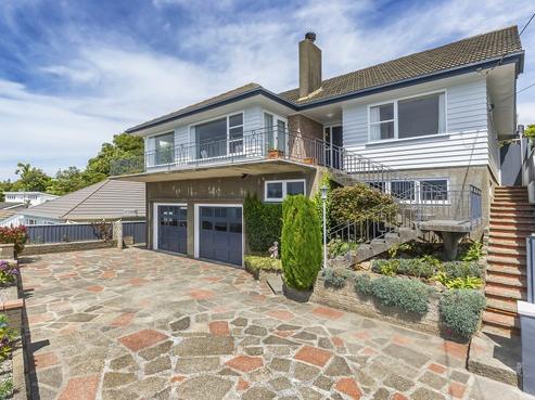 10 Tai Paku Paku Road, Karaka Bays