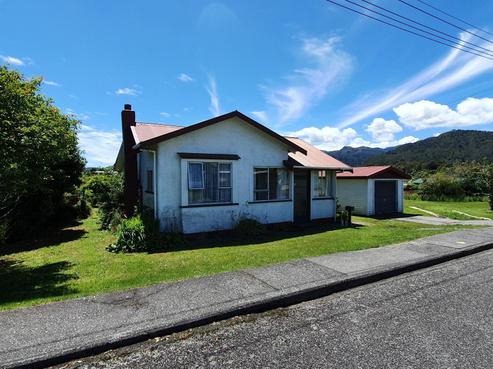 6 Mills Street, Runanga