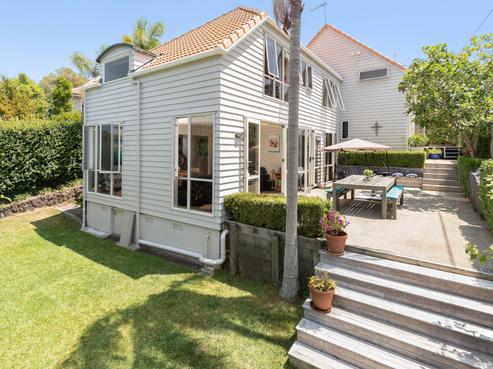 2/24 Onepoto Road, Hauraki