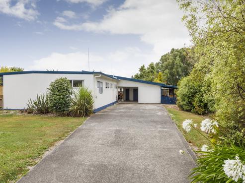 8 Sicely Street, Marton