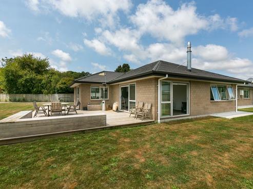 5 Cross Street, Lepperton
