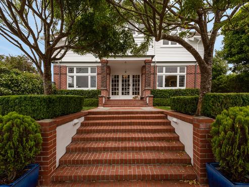 8 Lancaster Street, Karori